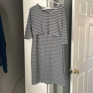 Nursing Dress - perfect for pumping!